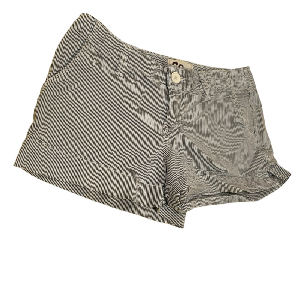 SO PINSTRIPE SHORTS SIZE 5 (JUNIORS)